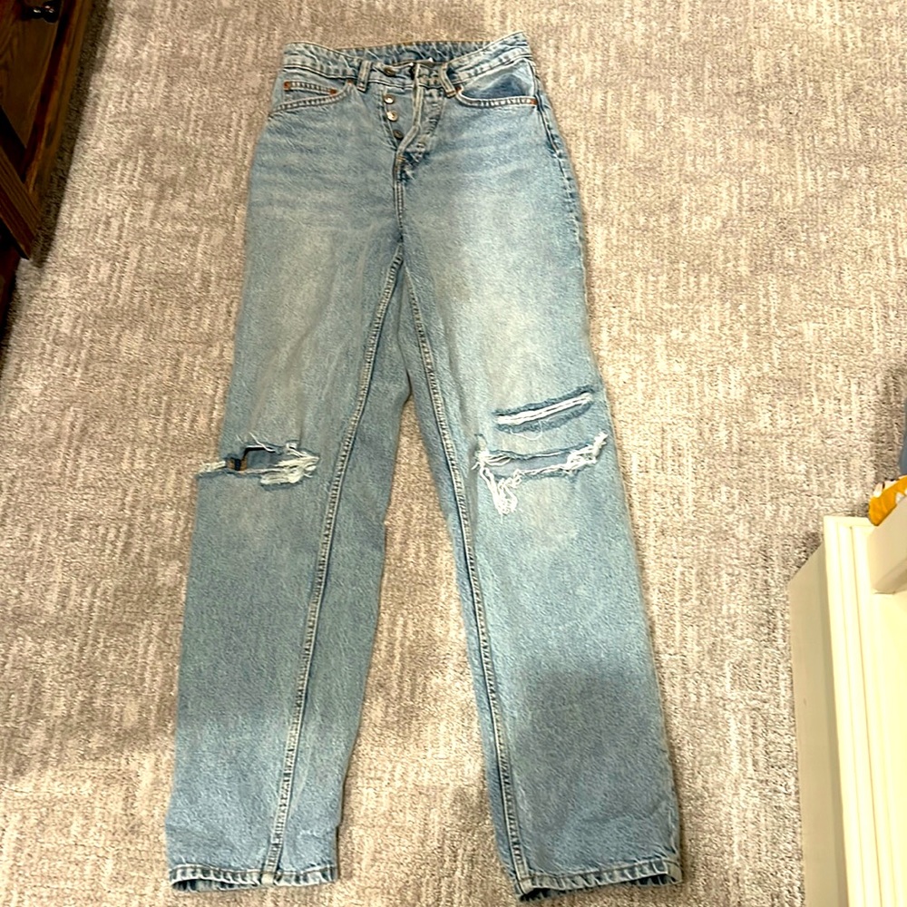H & M distressed size 2 jeans
